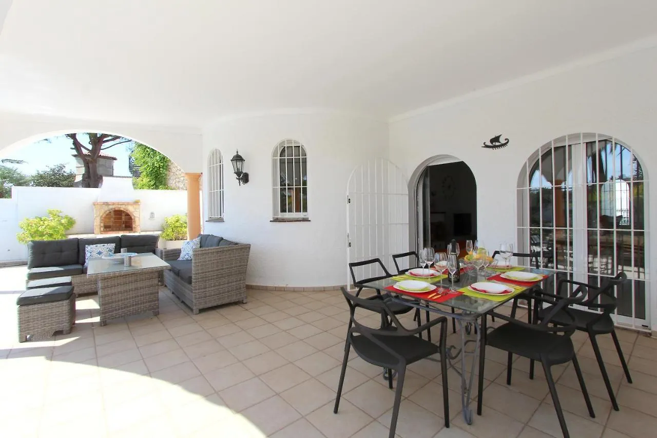 Leon Inmo Villa Carla - 12209 Empuriabrava 0*,  Spain