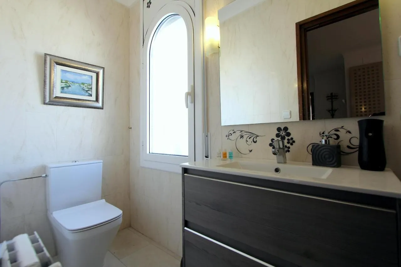 Leon Inmo Villa Carla - 12209 Empuriabrava Spanyolország