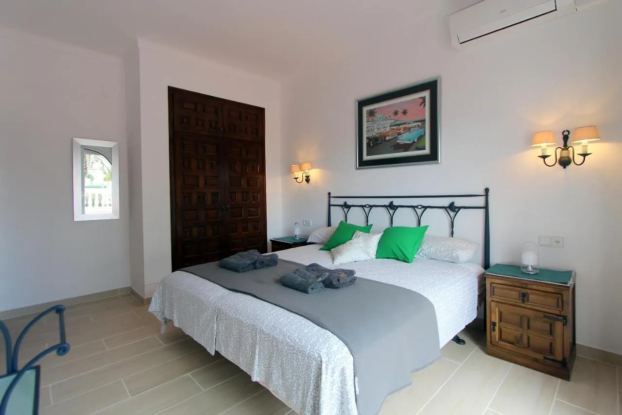 Leon Inmo Villa Carla - 12209 Empuriabrava